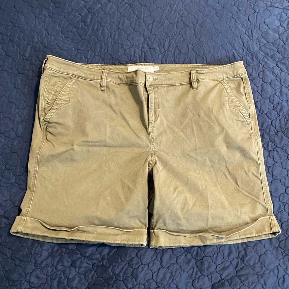 Torrid green shorts size 22!